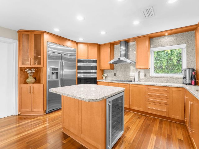 Продажа дома по адресу 7036 San Sebastian Circle - фото 6836085