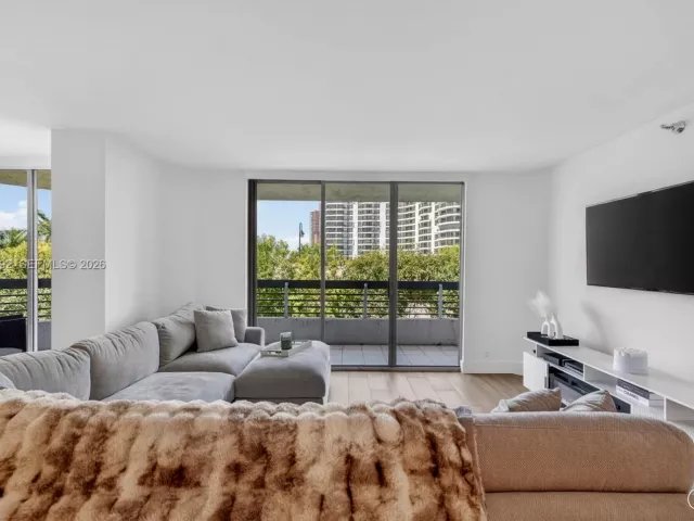 Продажа квартиры #402 - фото 6939359