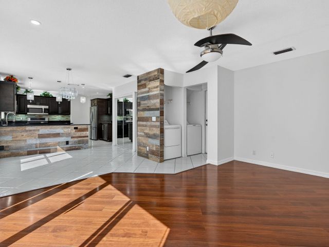 Дом в аренду по адресу 7004 Galleon Cove Circle - фото 6841289