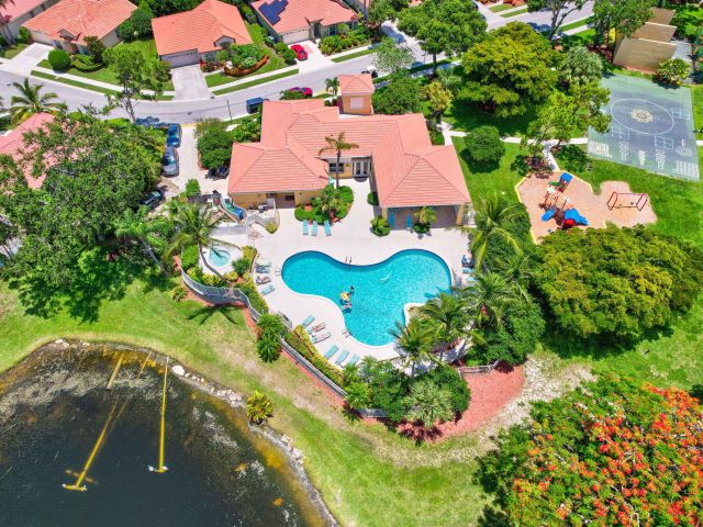 Дом в аренду по адресу 7004 Galleon Cove Circle - фото 6841300