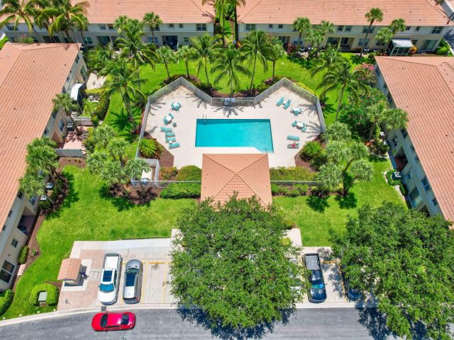 Дом в аренду по адресу 7004 Galleon Cove Circle - фото 6841303