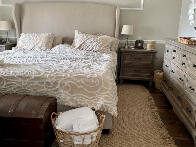 Продажа дома по адресу 3121 SE 2nd Dr - фото 6846412