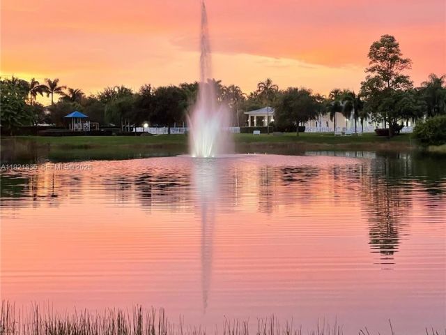 Продажа дома по адресу 3121 SE 2nd Dr - фото 6846419