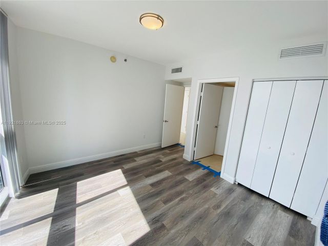 Продажа квартиры #3715 - фото 6837038