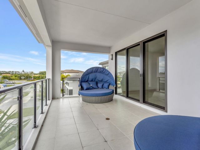 Продажа дома по адресу 20046 Pacific Dunes Drive - фото 6858107