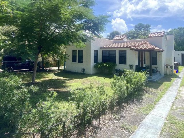 Дом в аренду по адресу 1026 Upland Road Main House - фото 6849828