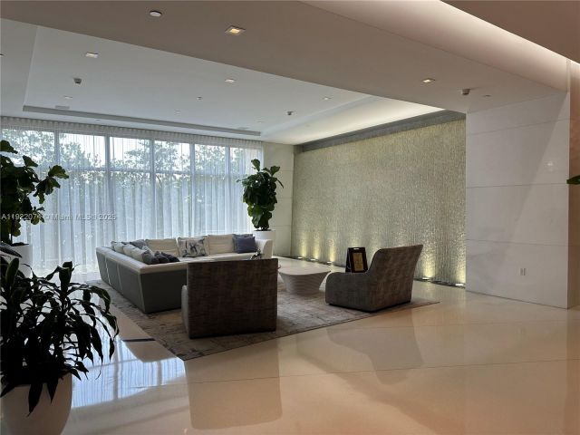 Квартира в аренду номер5-2002 - фото 6838819