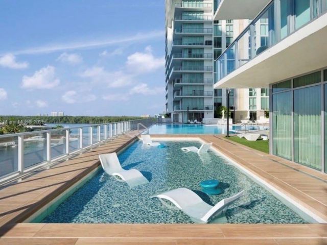 Квартира в аренду номер5-2002 - фото 6838821