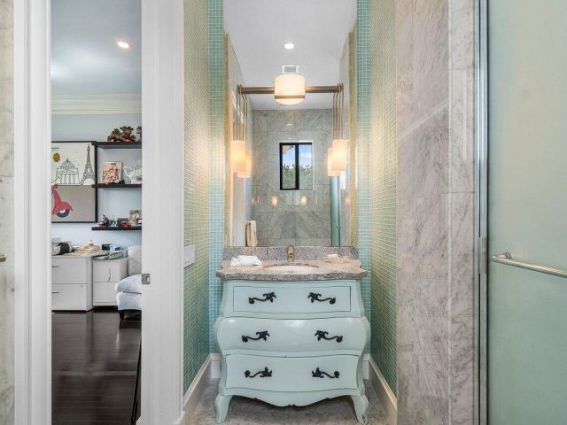 Продажа дома по адресу 7172 Valencia Drive - фото 6850148