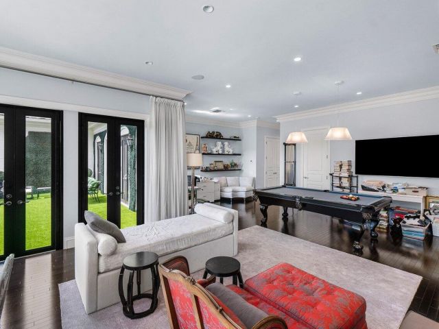 Продажа дома по адресу 7172 Valencia Drive - фото 6850156