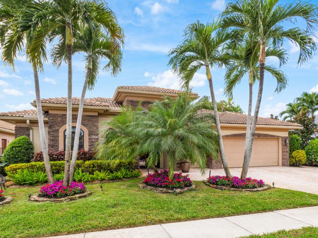 Продажа дома по адресу 16481 Braeburn Ridge Trail - фото 6866320