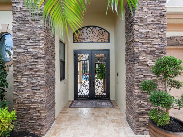 Продажа дома по адресу 16481 Braeburn Ridge Trail - фото 6866321