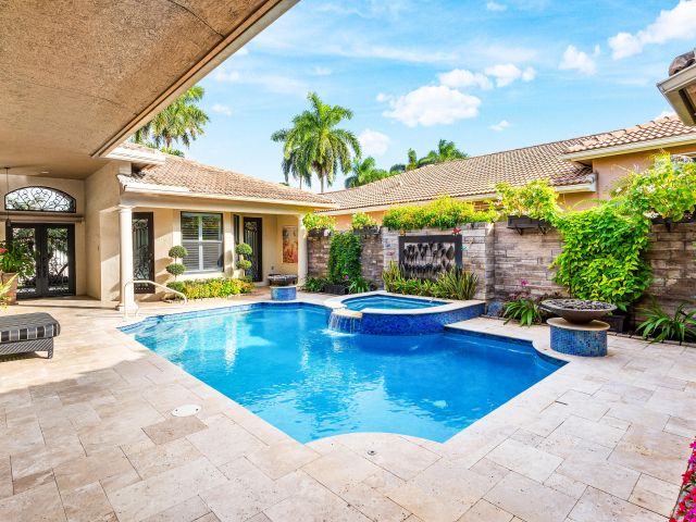 Продажа дома по адресу 16481 Braeburn Ridge Trail - фото 6866322