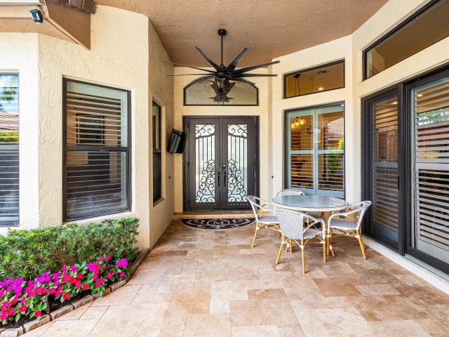 Продажа дома по адресу 16481 Braeburn Ridge Trail - фото 6866323