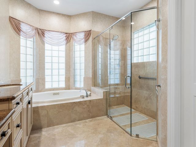 Продажа дома по адресу 16481 Braeburn Ridge Trail - фото 6866324