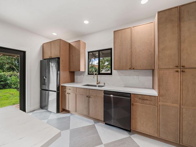 Продажа дома по адресу 342 Malverne Road - фото 6857880