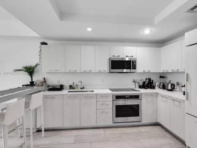 Продажа квартиры #1705 - фото 6839337