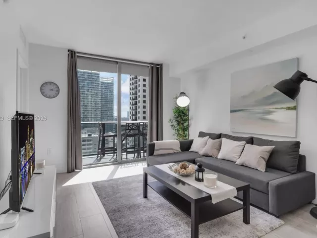 Продажа квартиры #1705 - фото 6839340