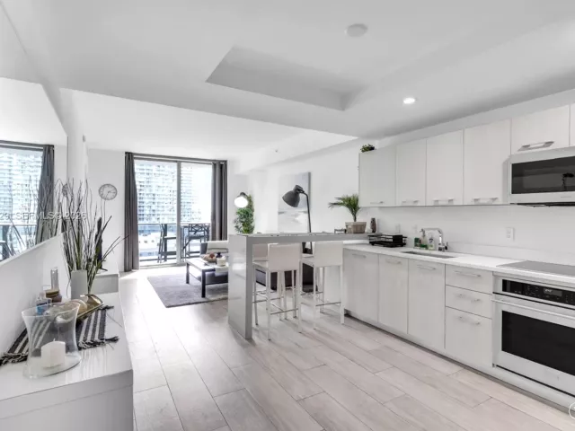 Продажа квартиры #1705 - фото 6839343