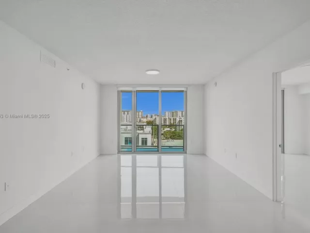 Продажа квартиры #5-805 - фото 6852647