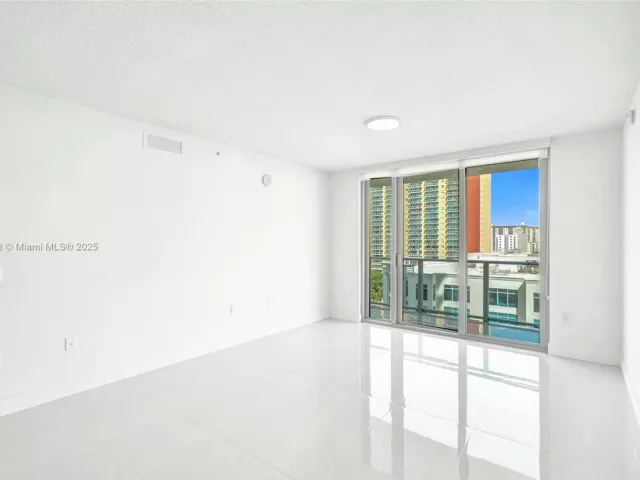 Продажа квартиры #5-805 - фото 6852649