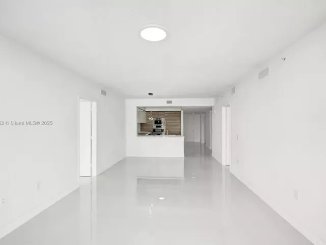 Продажа квартиры #5-805 - фото 6852644