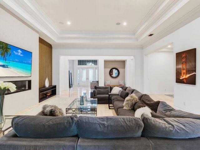 Дом в аренду по адресу 17662 Cadena Drive - фото 6854499