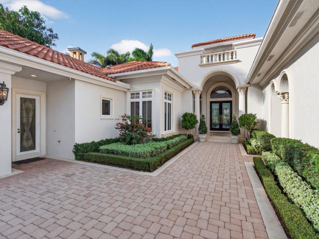 Дом в аренду по адресу 331 Mizner Lake Estates Drive - фото 6850070