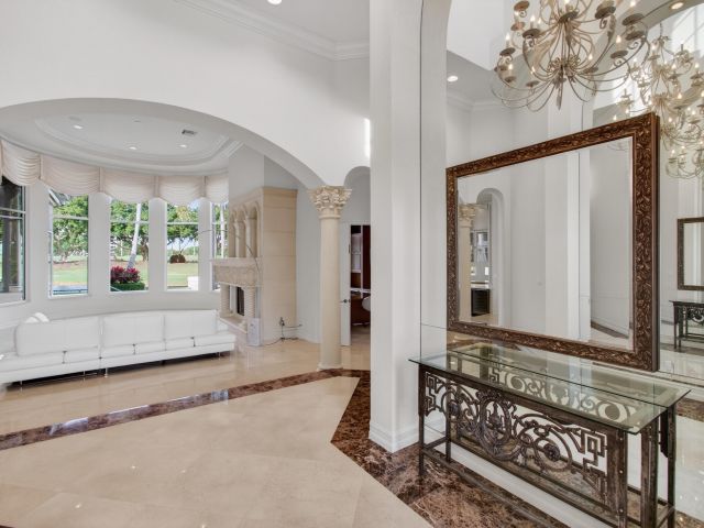 Дом в аренду по адресу 331 Mizner Lake Estates Drive - фото 6850077