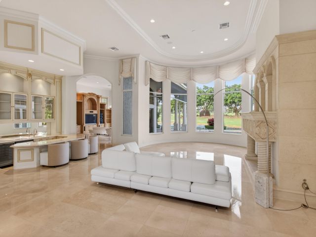 Дом в аренду по адресу 331 Mizner Lake Estates Drive - фото 6850079