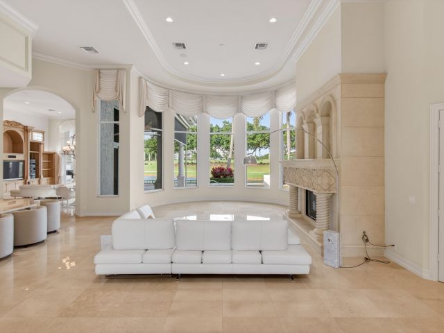 Дом в аренду по адресу 331 Mizner Lake Estates Drive - фото 6850080