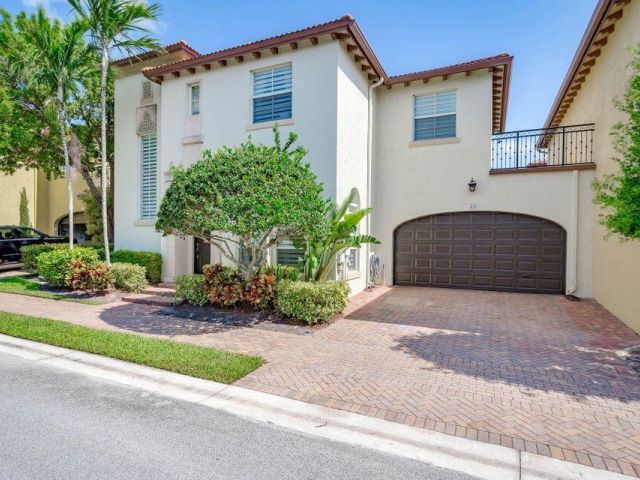 Дом в аренду по адресу 50 Via Poinciana Lane - фото 6850095