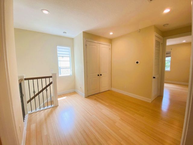 Дом в аренду по адресу 50 Via Poinciana Lane - фото 6850102