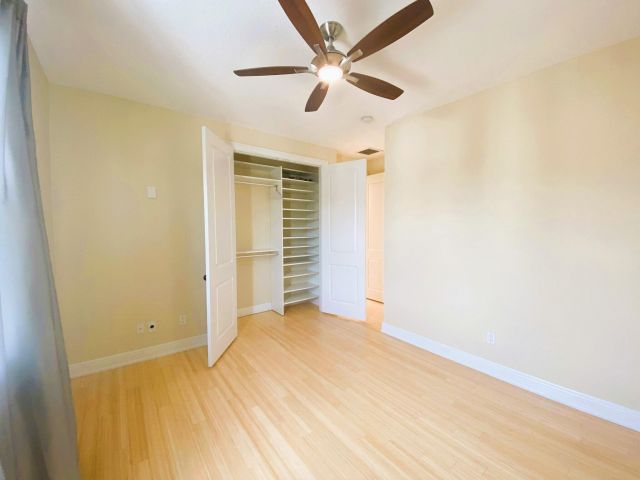 Дом в аренду по адресу 50 Via Poinciana Lane - фото 6850106