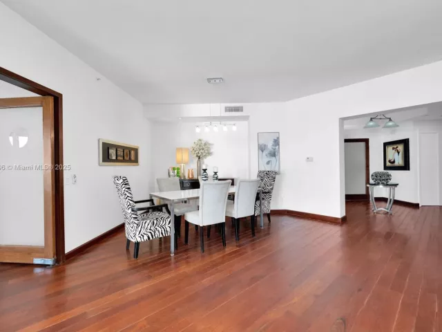 Продажа квартиры #2001 - фото 6840005