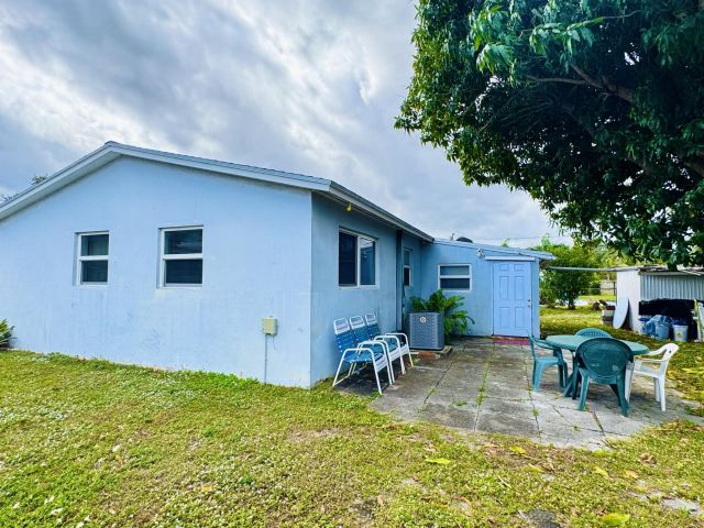 Дом в аренду по адресу 347 Flagler Boulevard - фото 6894001