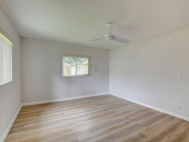 Дом в аренду по адресу 6347 Country Wood Way - фото 6866441