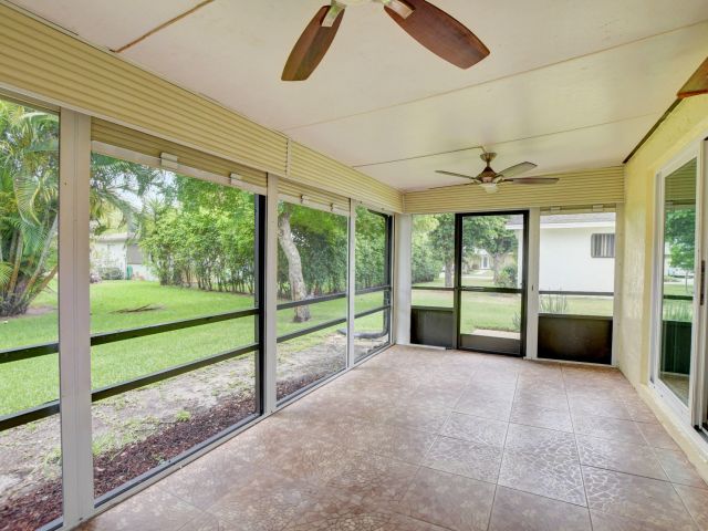 Дом в аренду по адресу 6347 Country Wood Way - фото 6866446