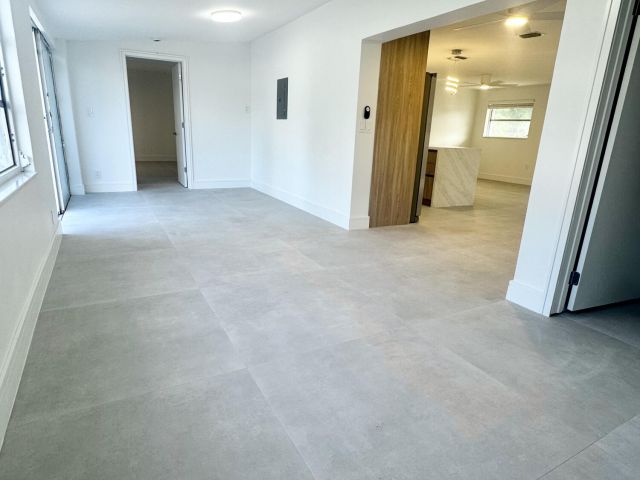 Дом в аренду по адресу 790 Sarazen Drive - фото 6849873