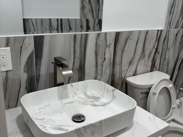 Дом в аренду по адресу 790 Sarazen Drive - фото 6849876