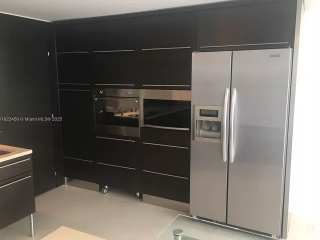 Продажа квартиры #521 - фото 6854321