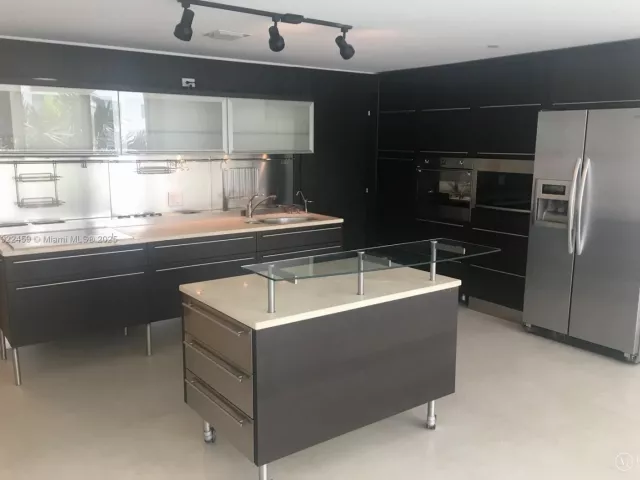 Продажа квартиры #521 - фото 6854322