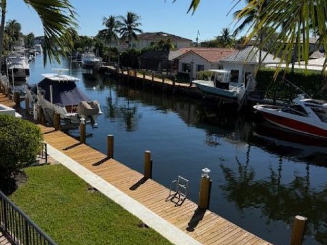 Дом в аренду по адресу 780 Jeffery Street 2 - фото 6850135