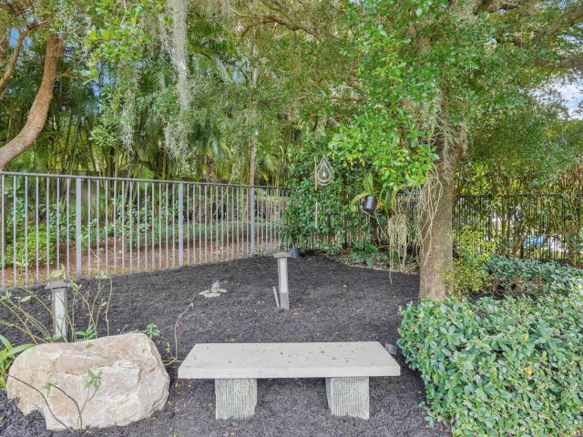 Продажа дома по адресу 8461 Hawks Gully Avenue - фото 6866098