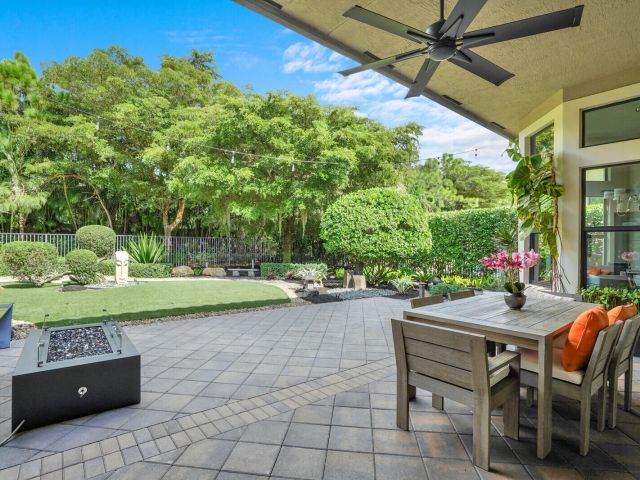 Продажа дома по адресу 8461 Hawks Gully Avenue - фото 6866102