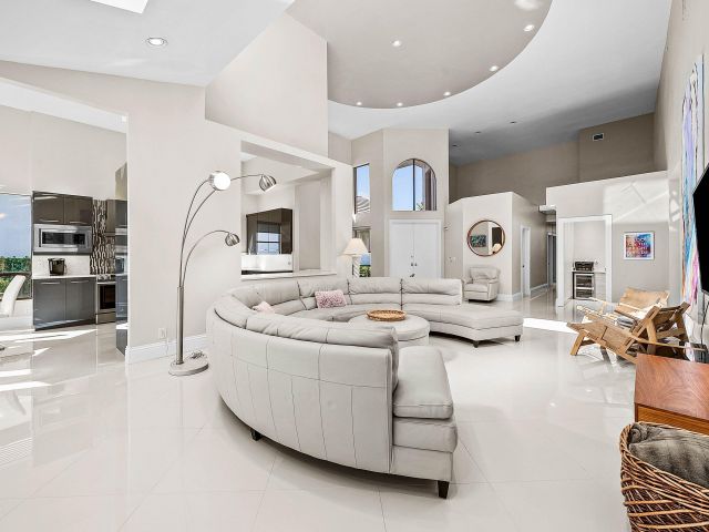 Дом в аренду по адресу 5312 Steeple Chase - фото 6848566