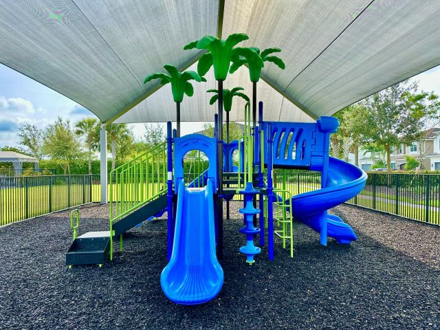 Дом в аренду по адресу 15377 Green River Court - фото 6891257