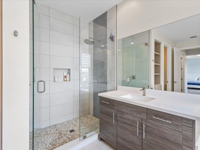 Дом в аренду по адресу 15377 Green River Court - фото 6891269