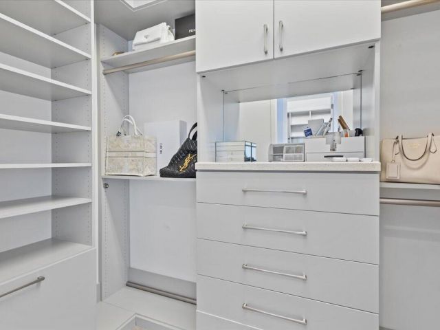 Дом в аренду по адресу 15377 Green River Court - фото 6891272