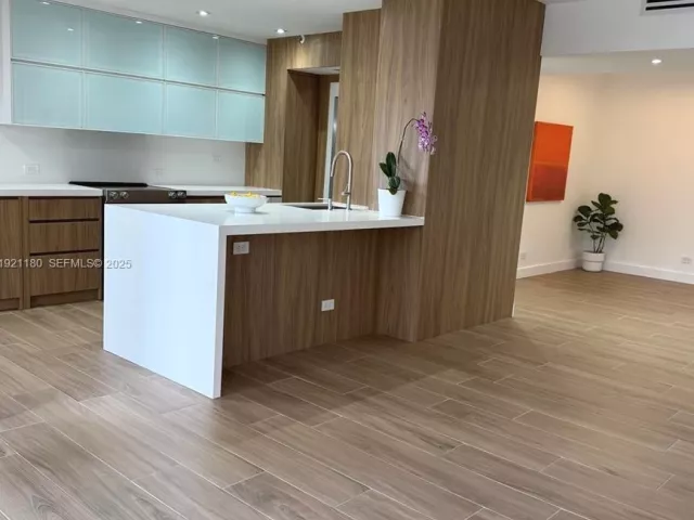 Продажа квартиры #504 - фото 6844890